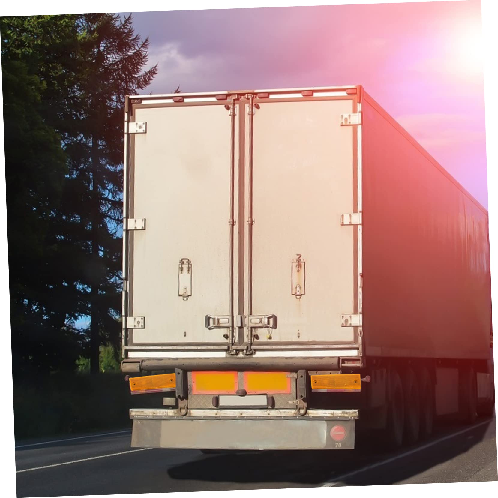 Iplusmile 8pièces Kit De Catadioptres Adhésifs Pour Camion Autoadhésifs Résistants Aux Uv Et Intempéries Sécurité Nocturne Panneaux Réfléchissants Orange Perforés Robuste