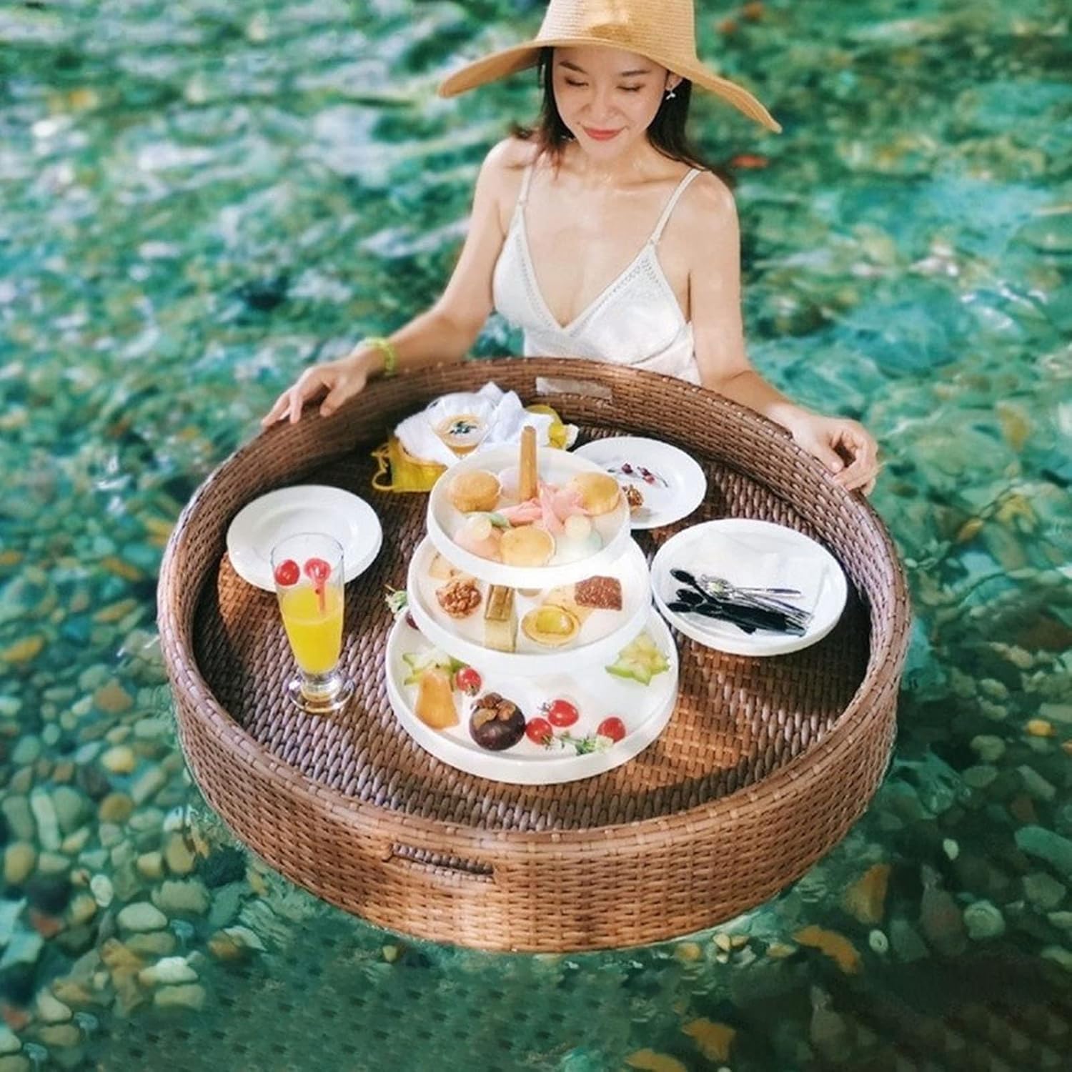 Swimming Pool Floating Tray Round Floating Tray Swimming Pool Floating Beverage Bar with Handles Stylish Breakfast Tray On The Water for Adults Sandbars Spas Bath and Parties
