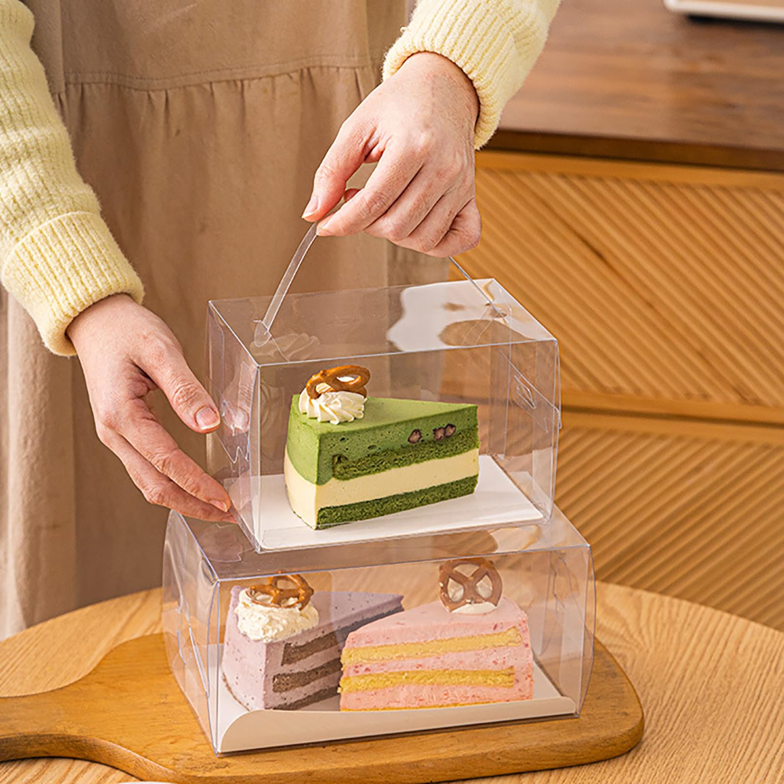 Amazon｜透明ケーキボックス ムースケーキボックス 使い捨てケーキ容器