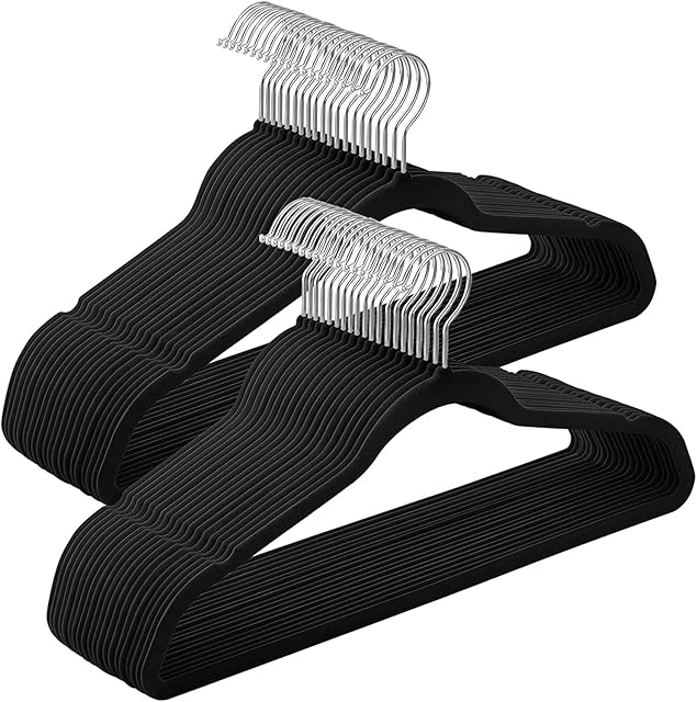 Addis Velvet Clothes Hangers 45cm, Pack of 50 hangers, Strong durable with swivel Hooks, for all garments coats shirts suit jackets, Black