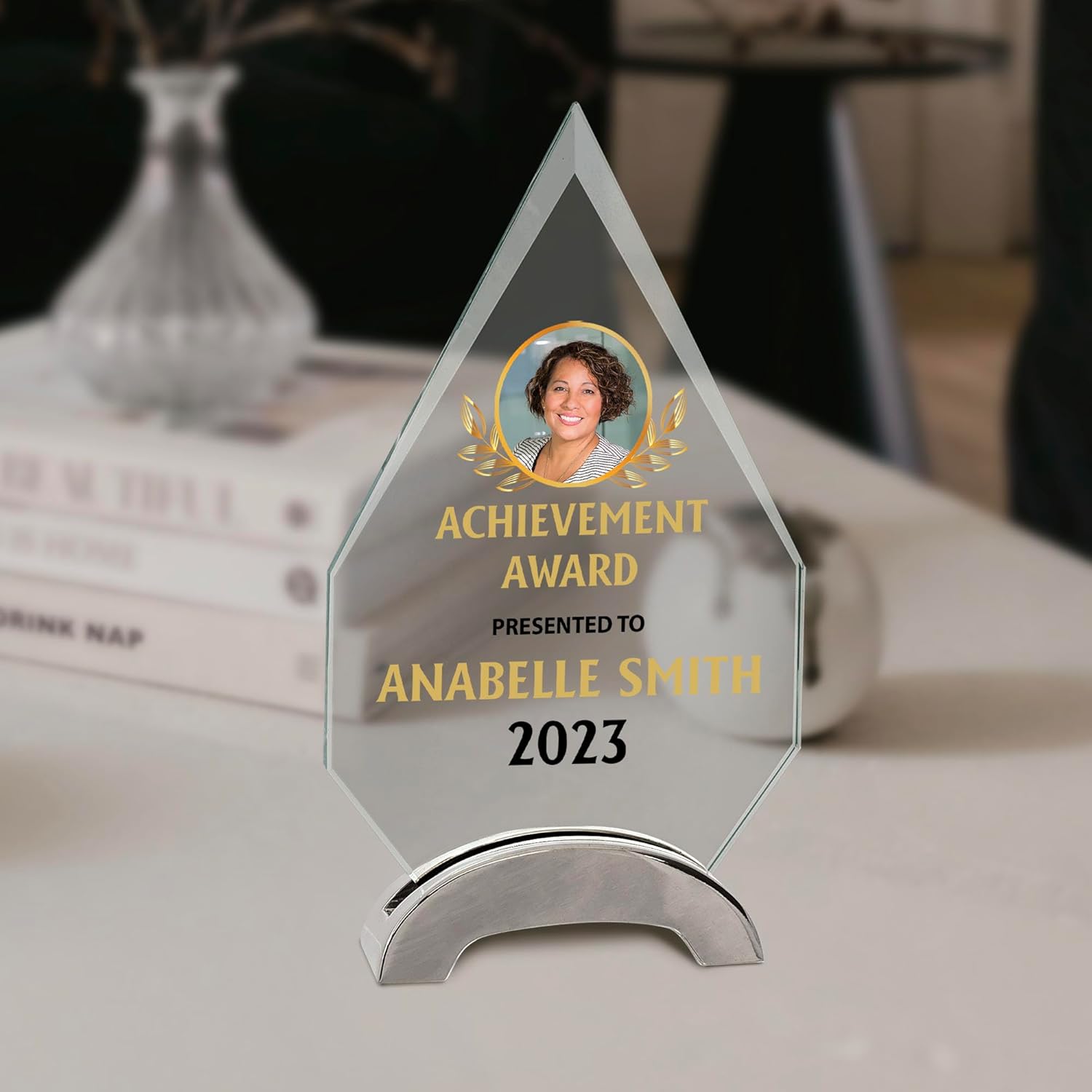 9 1/4" Personalized Glass Plaque for Awards and Trophies, Custom Award for Employee of the Month, Retirement, Leadership and Appreciation Gift H P1 (Design 1)