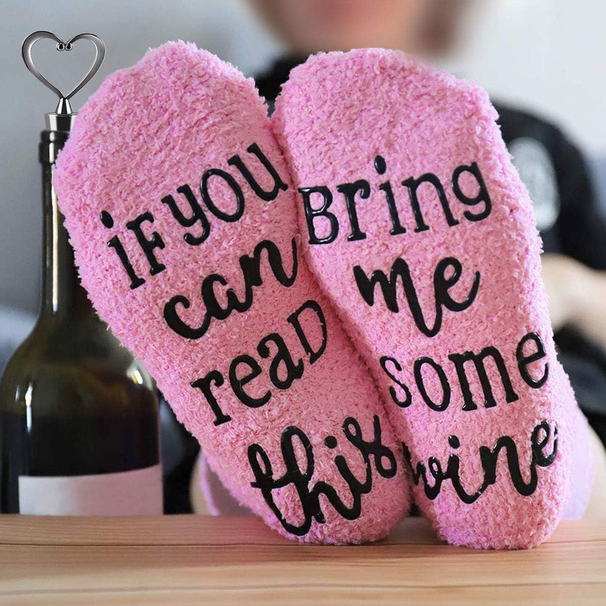 Nеw Prоduсt Wine Tumbler Cupcake Wine Socks Gift Set, Birthday Christmas Gifts for Mom Dad Women Parents Mothers Day, Insulated Stainless Steel Wine Tumbler with Lid, Socks, Opener, Stopper (12 oz, Rose Gold)