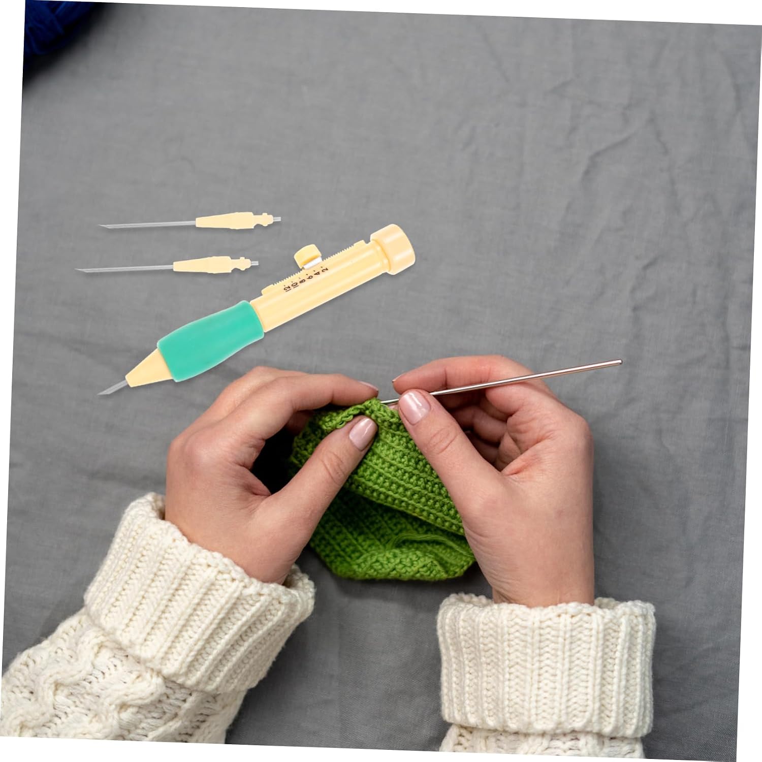 MINAOLULUS Embroidery Pen Set for Adults Punch Needle Embroidery Kit DIY Craft Needles Sewing Kit Craft Supplies Include Punch Tools