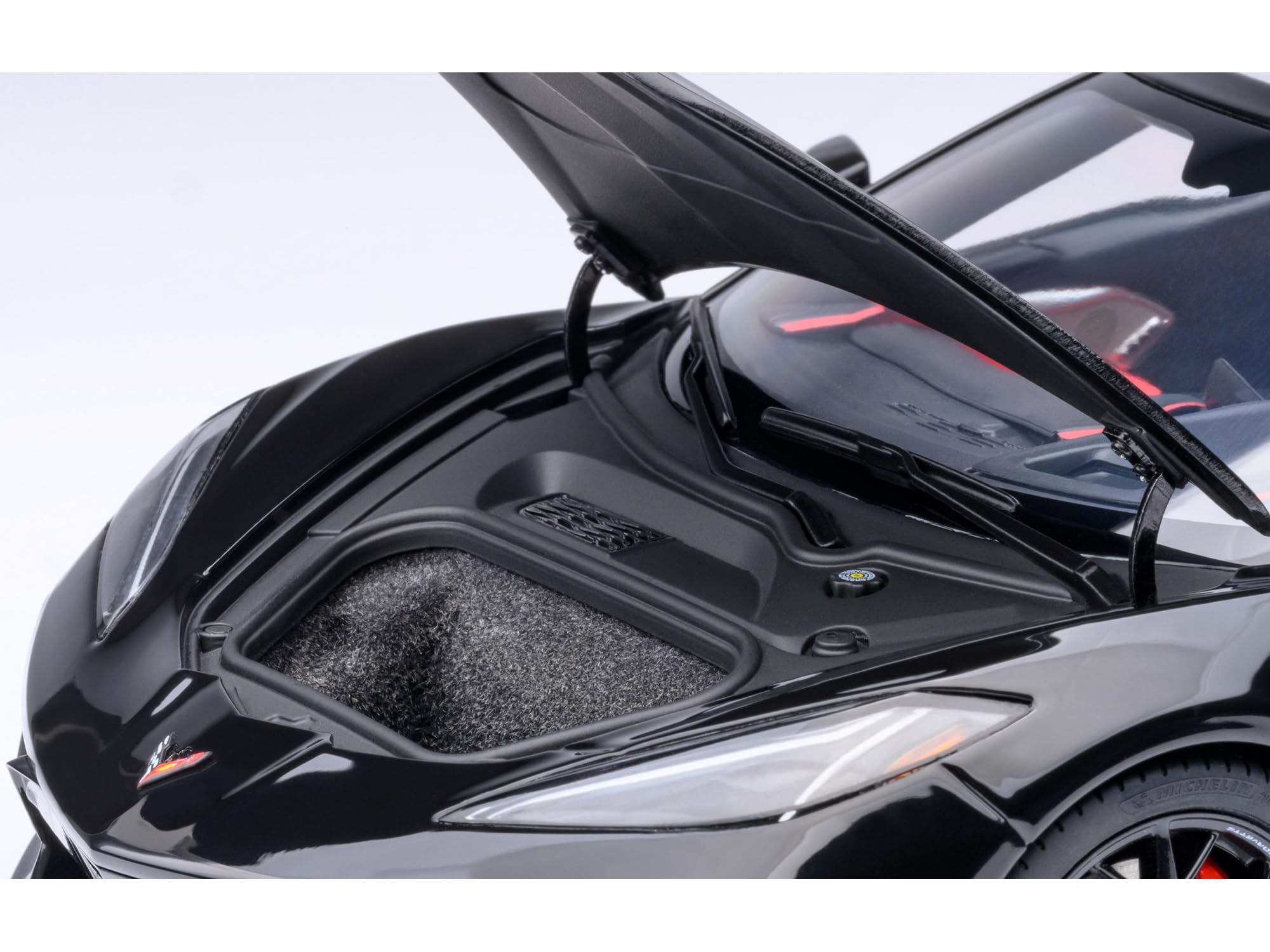 Amazon.com: 2020 Chevy C8 Stingray Black 1/18 Model Car by Autoart