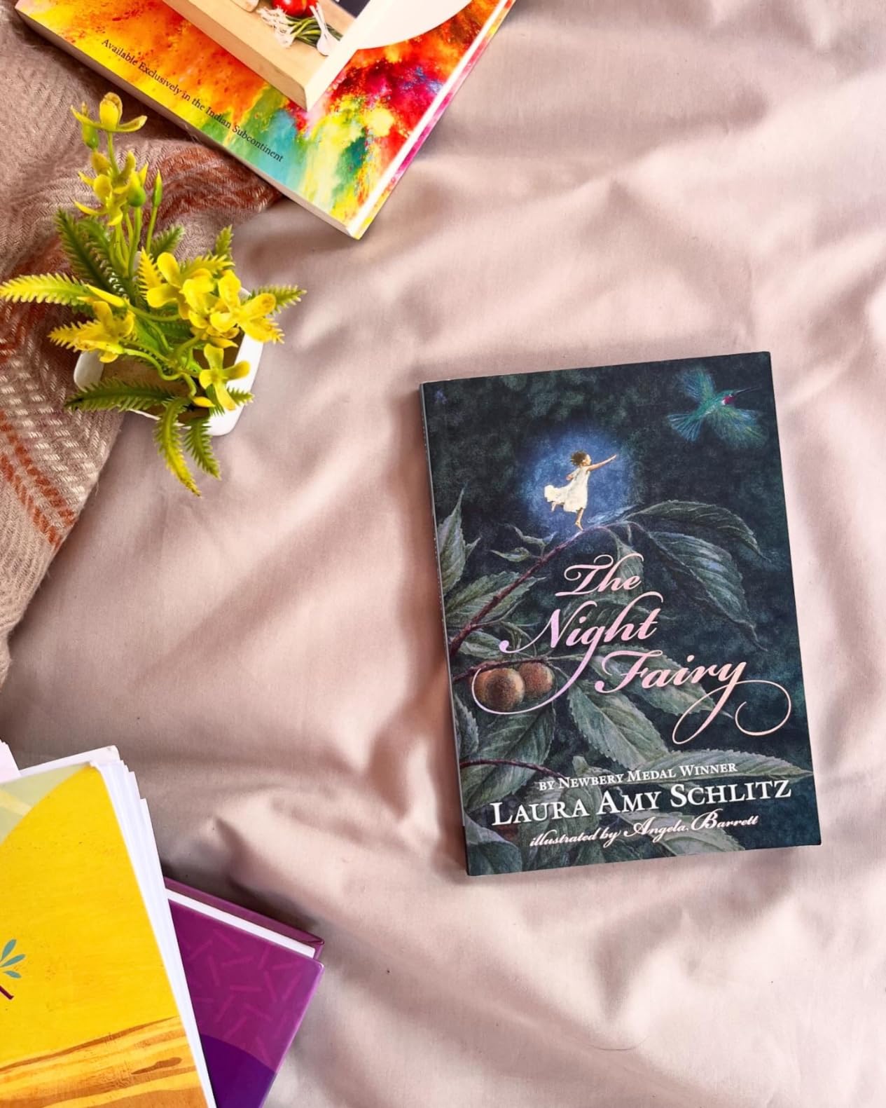 The Night Fairy Schlitz, Laura Amy, Barrett, Angela Amazon.in Books