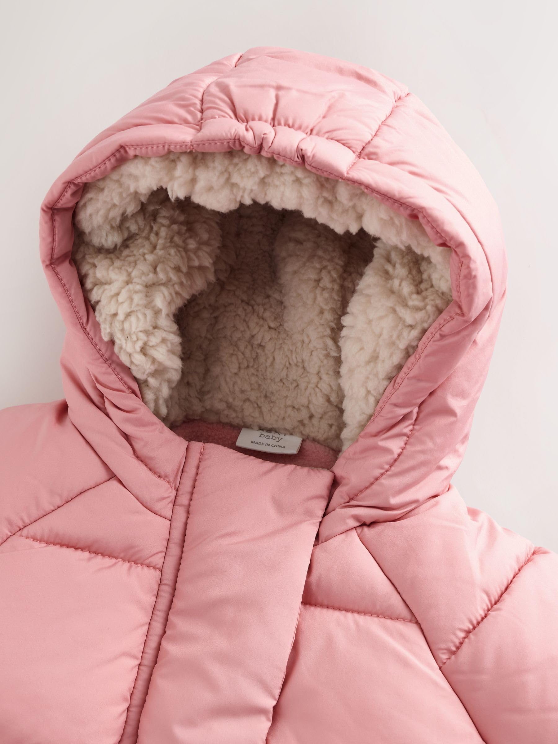 NEXT Bebés niña Chaqueta acolchada con capucha para bebé