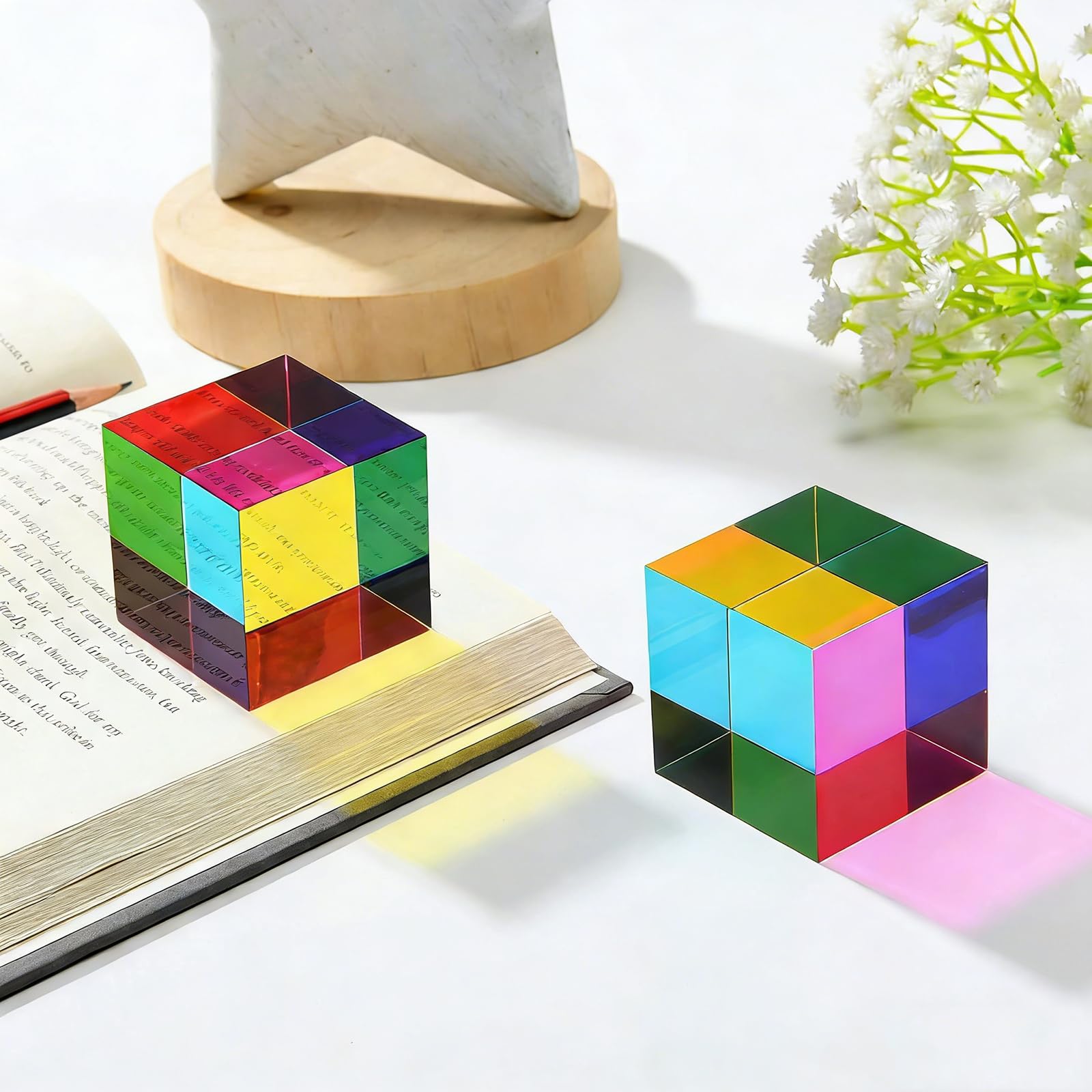 CMY Cube in Acrilico (60mm), Prisma Ottico per Mescolanza Colori, Physics Gadget e Oggetto da Scrivania, Giocattolo Scientifico STEM e Regalo Creativo