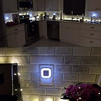 Vista 7 de Uigos LED Night Light Lamp with Smart Sensor Dusk to Dawn Sensor, Daylight White, 0.5W Plug-in, 6-Pack