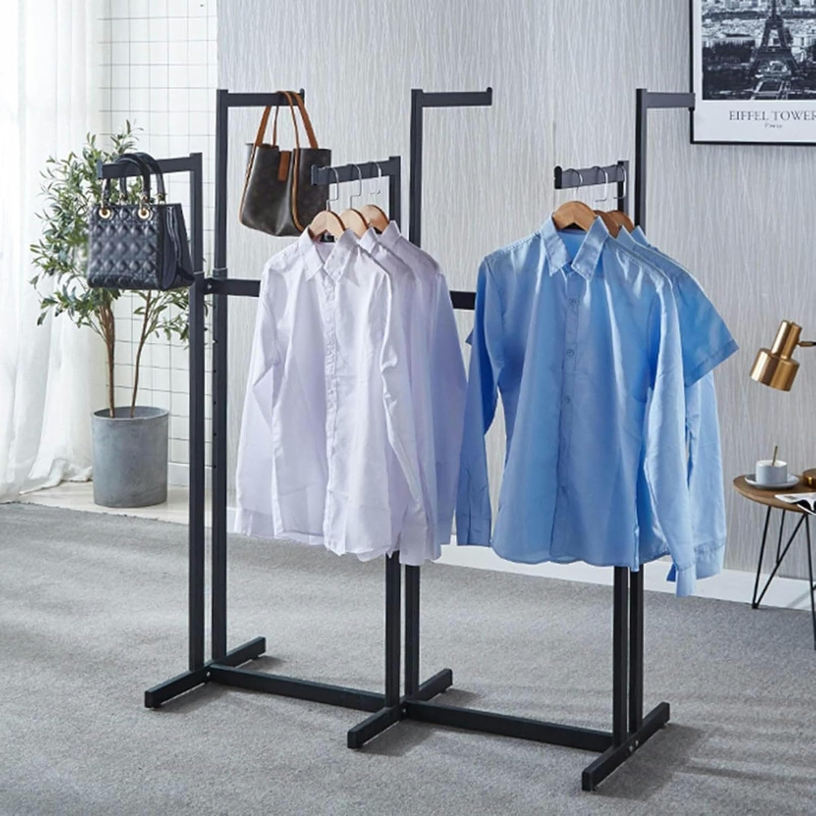 Présentoir de vente au détail et portant à vêtements sur pied solide