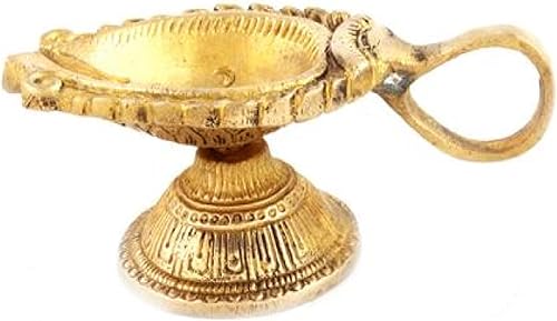 Vista 2 de Diya Lámpara de aceite con mango OM tallada mesa Diyo 4.5 pulgadas - Latón macizo acabado antiguo lámpara de aceite para puja en casa, templo
