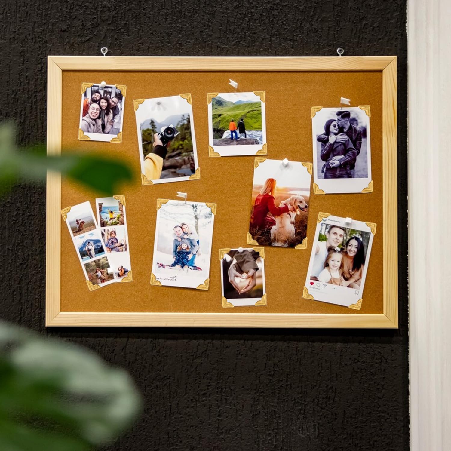 Dfqsofd 600Pcs Photo Corners Self Adhesive, 25 Sheets Picture Corners for Scrapbooking Photo Mounting Stickers for DIY Scrapbook, Album, Memory Books, Picture Frames, Journal (Black Gold)