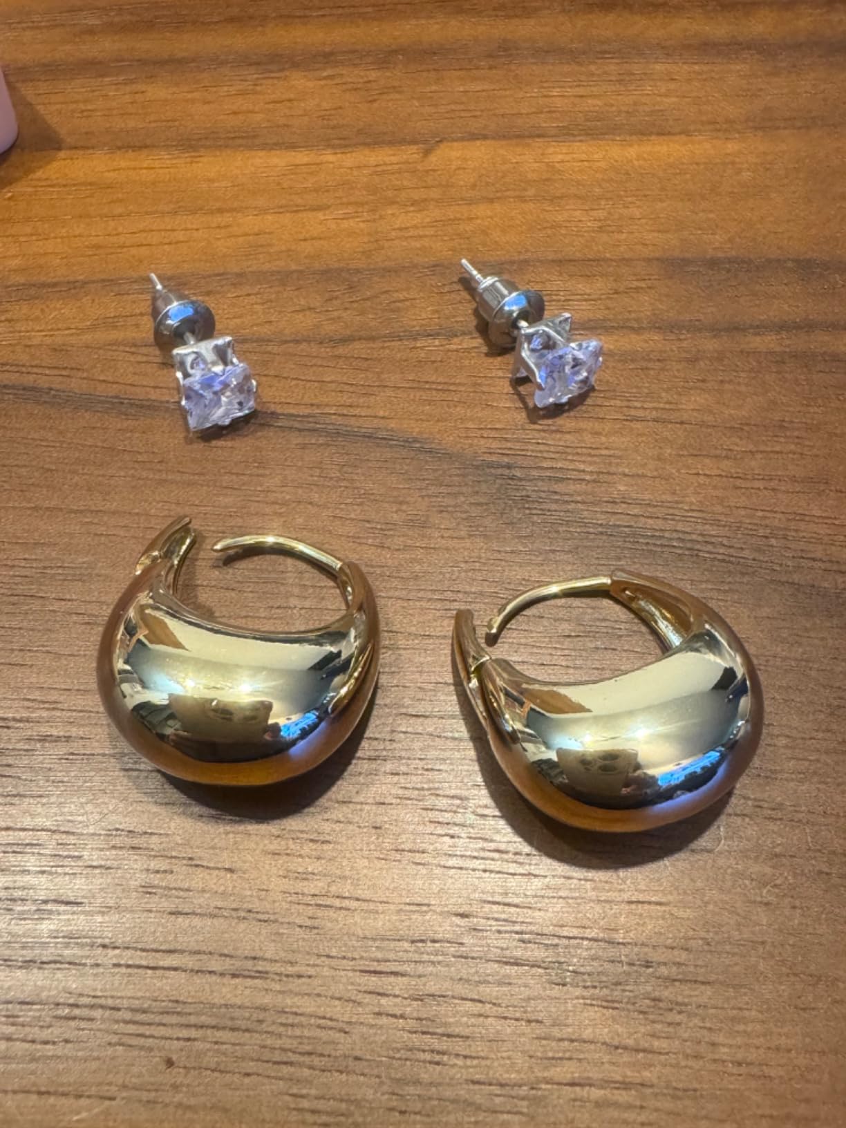 Amazon.co.jp: MOUPシンプル デザインピアス レディース 人気 金属アレルギー対応 リング ピアス 18金earrings ...