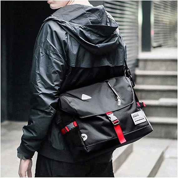 Amazon メンズ メッセンジャー バッグ 大容量 防水仕様 通気性 メッセンジャーバッグ ナイロン ショルダーバッグ 斜め掛けバッグ フラップ クロスボディバッグ 通学 旅行 通勤 自転車 ブラック Black メッセンジャーバッグ