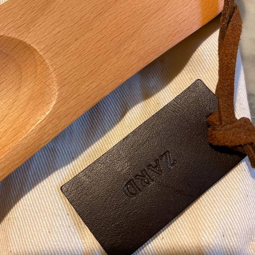 新品　希少品　ZARD 坂井泉水　　靴ベラ Amazon.co.jp: ZARD 坂井泉水 靴ベラ : おもちゃ