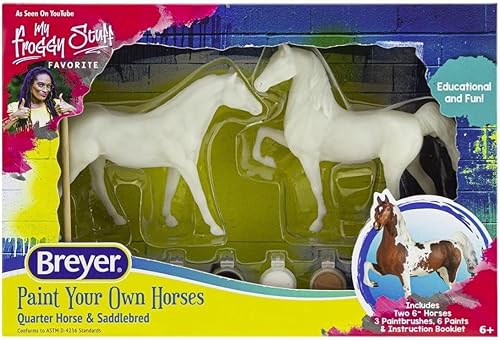 Vista 2 de Breyer Horses Paint Your Own Horse - Quarter Horse & Saddlebred Paint & Play Juego de 2 caballos Modelo #4260