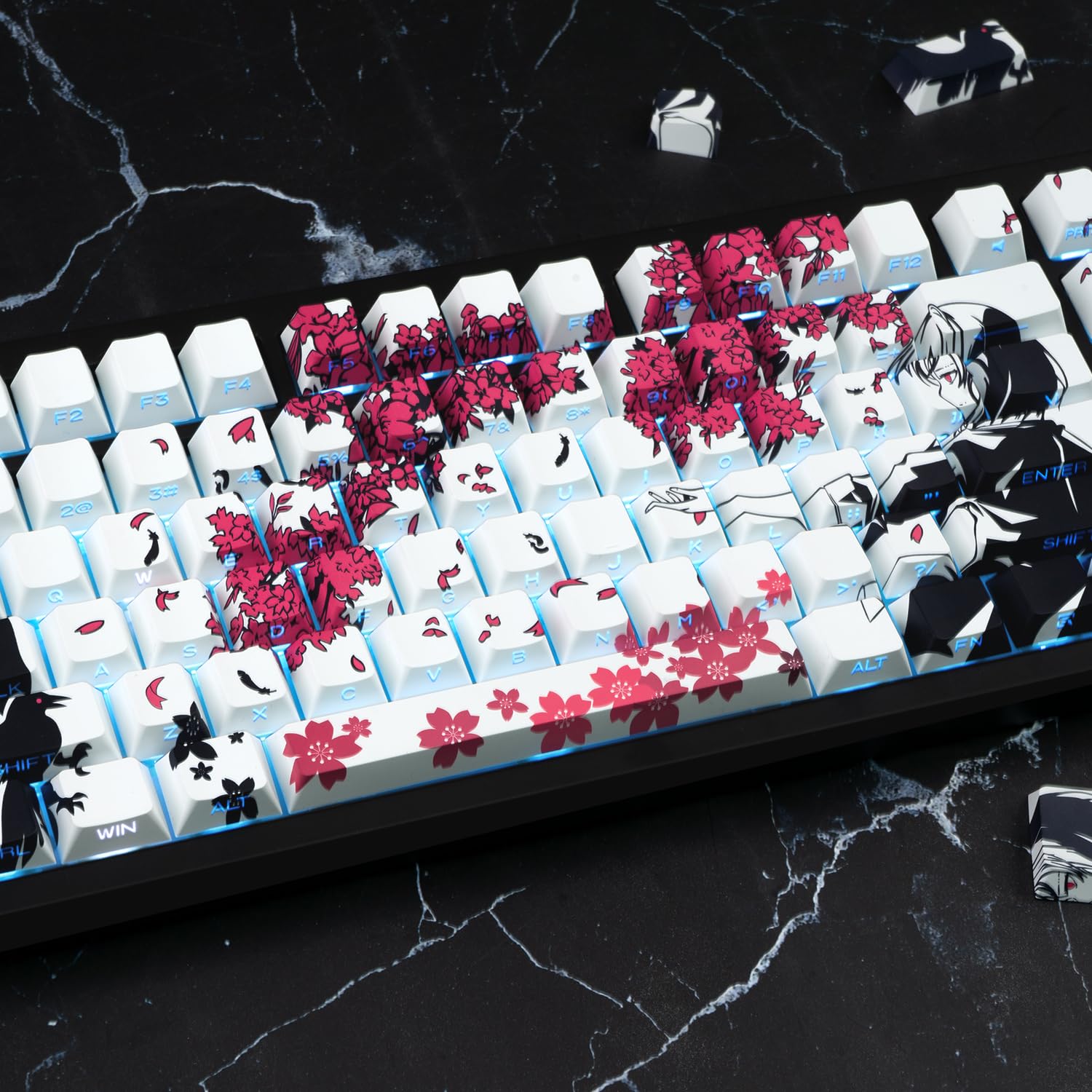 PBT - Teclas de anime – 131 teclas, teclas retroiluminadas personalizadas japonesas, perfil de cereza para teclado mecánico Cherry Gateron MX 61/87/104/108