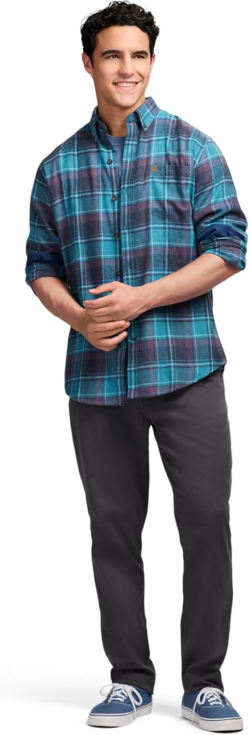 IZOD Men's Stratton Flannel Long Sleeve Button Down Shirt - Image 3