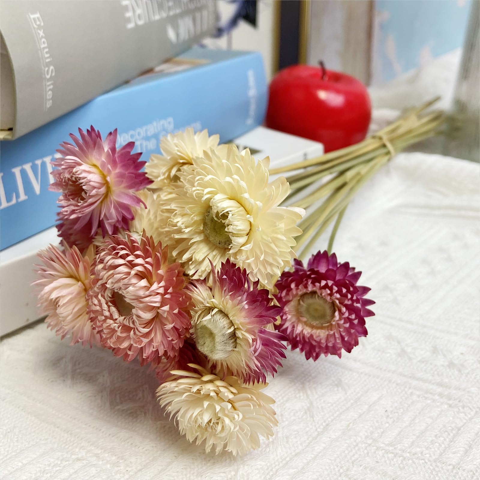 L'BREVOGA Bouquets de fleurs séchées, 16 pièces 100 % naturelles marguerites fraises pour décoration de fête à la maison – Rose et blanc