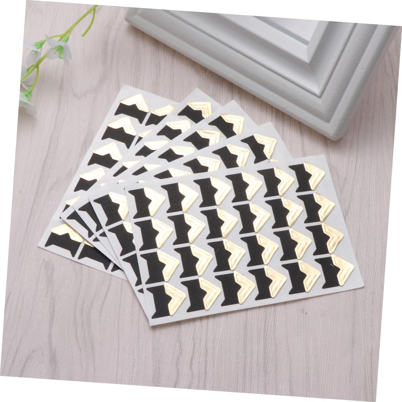 Veemoon 15 Sheets Self Adhesive Photo Corner Stickers for Scrapbooking Retro Multicolor Photo Mounting Accessories Includes Black Gold Rose Gold Each for Albums and Diaries