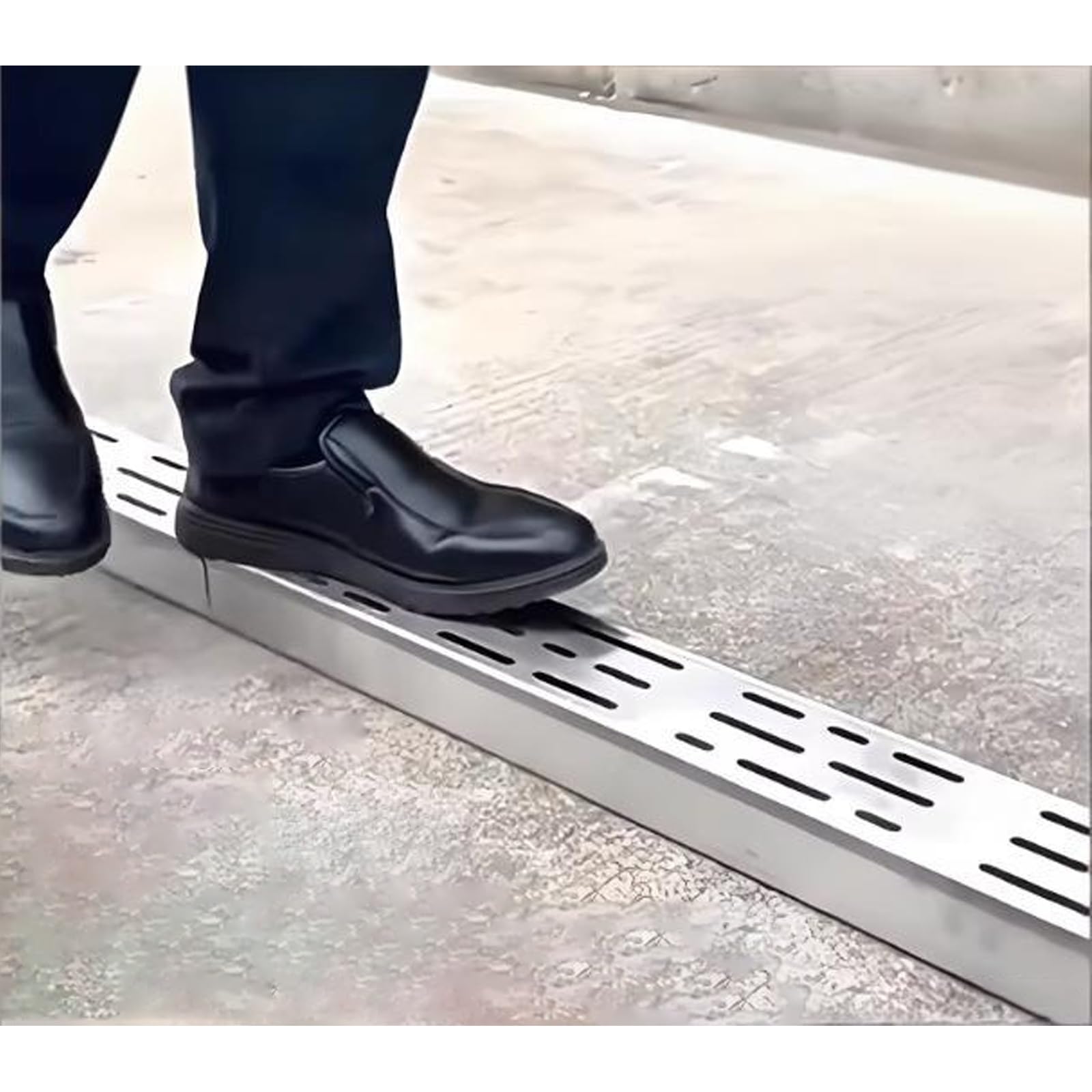 Drenaje de canal de acero inoxidable 304 con rejilla de acero galvanizado, sistema de drenaje de zanja para exteriores, entrada, garaje, patio, kit de drenaje duradero