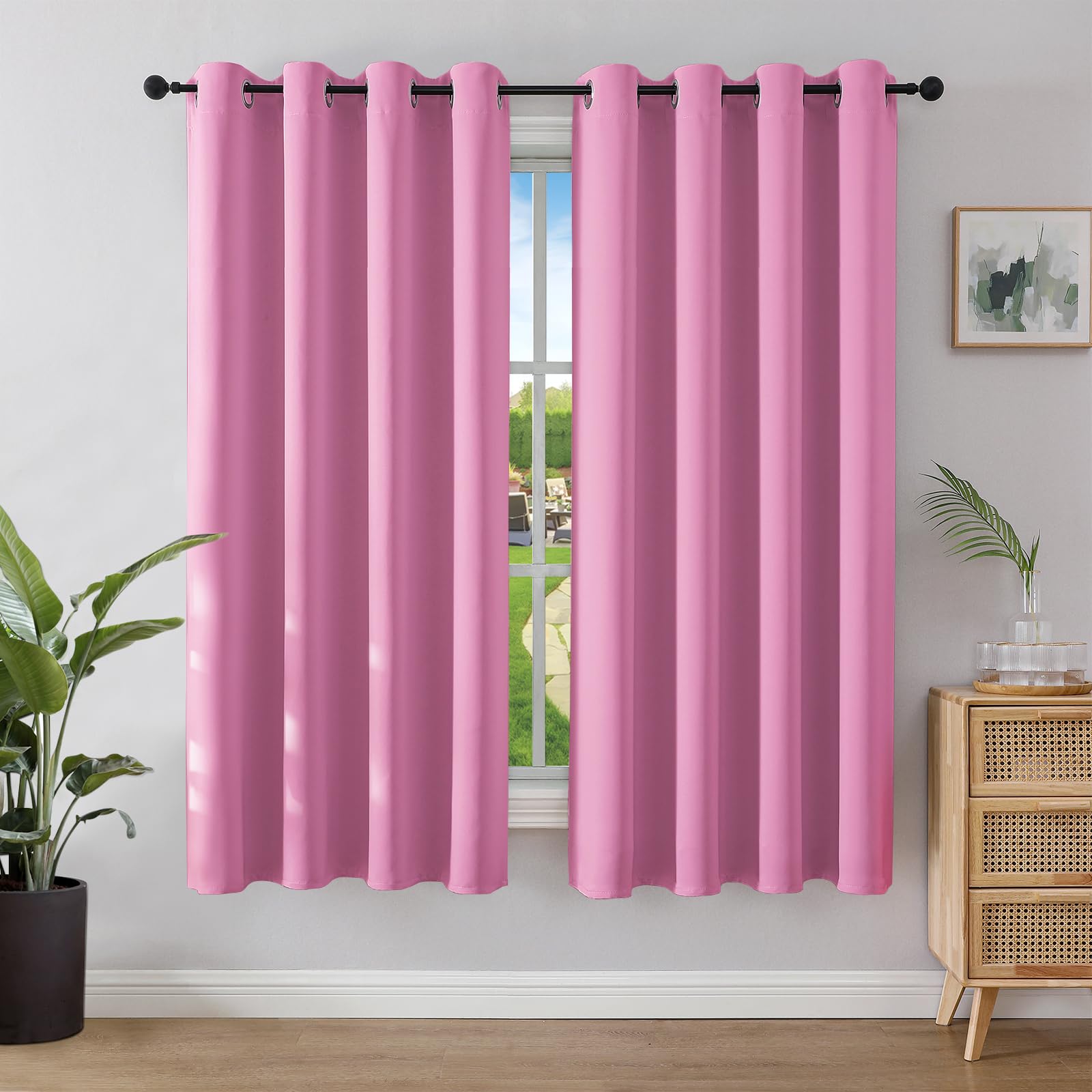 Joydeco Rideau Occultant 2 Pièces, Rideau Thermique Isolant Anti Chaleur Tenture Opaque à Oeillets Isolation Lumiere Anti UV Decoration Chambre Maison Salon Intérieurs