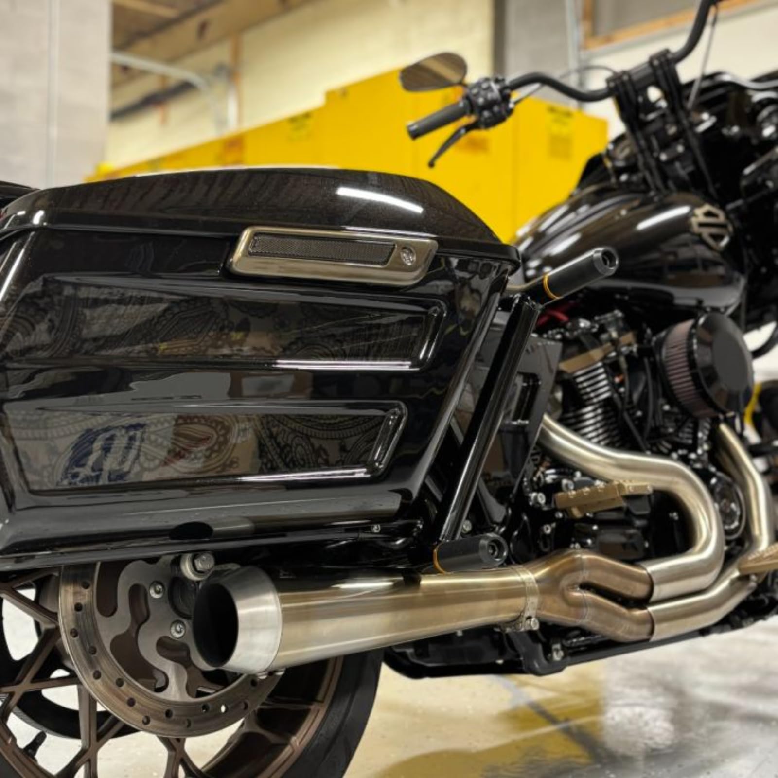 Réflecteurs De Sécurité Pour Sacoches Moto Harley Touring 2014-2023 – 2 Pièces Gris – Améliore Visibilité Nuit & Intempéries - 3