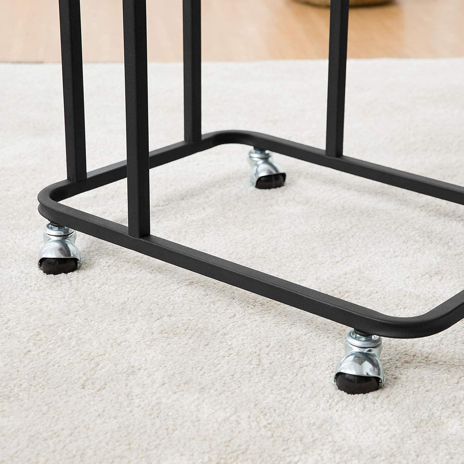 HOOBRO Side Table, Mobile Snack Table, Slides Next to Sofa Couch, Industrial Laptop Table for Small Space, Living Room, Bedroom, Easy Assembly, Industrial Wood Look Accent Table, Rustic Brown BF01SF01