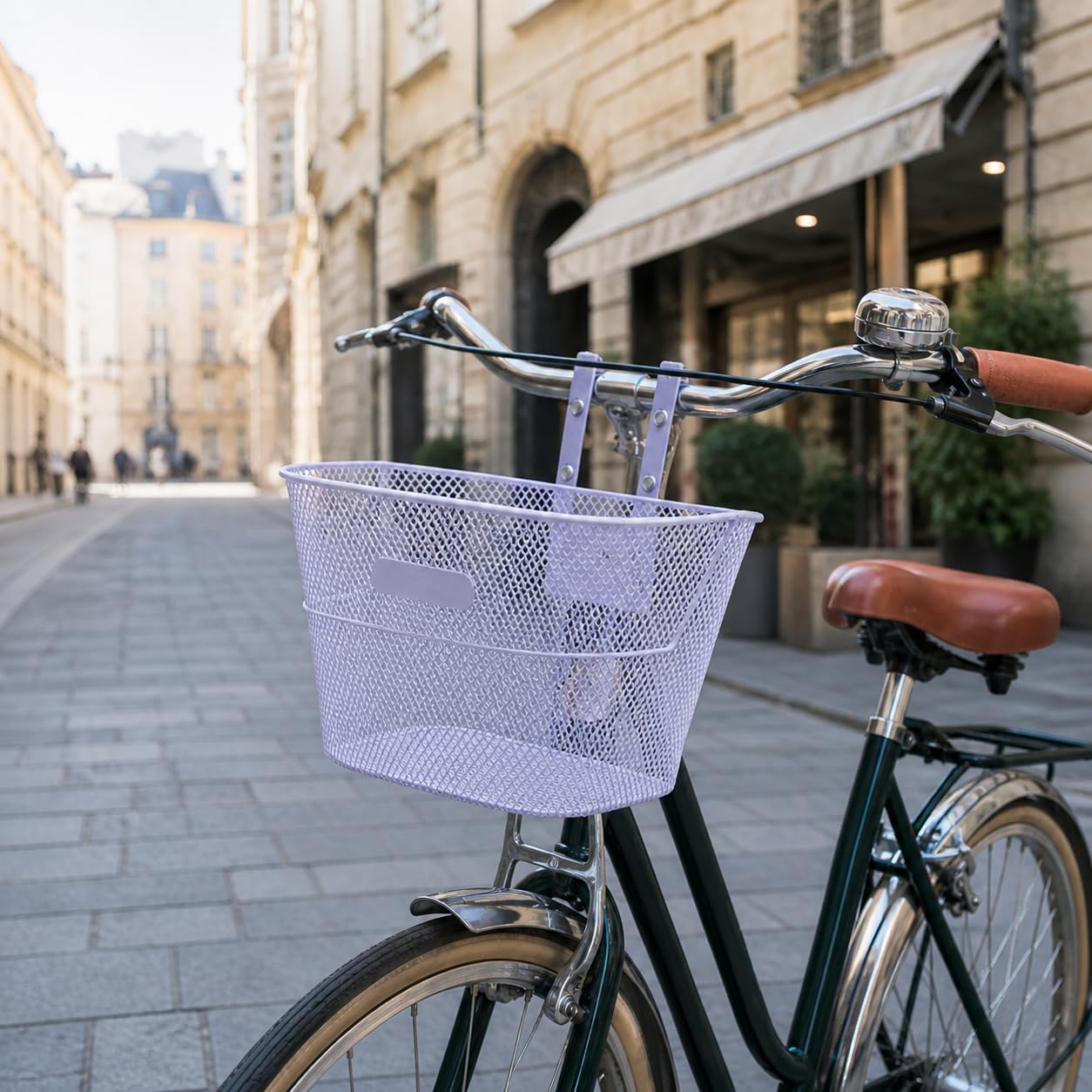 IPEA Panier Vélo Avant Blanc en Maille Métallique - 31 x 24 cm - Design Minimal - Panier Porte-Bagages pour Vélo Classique et Vélo de Montagne - Léger, Robuste, Antirouille - Porte-Objets