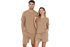 Matching Pajamas for Couples: Classic Comfort and Cuddling Vibes