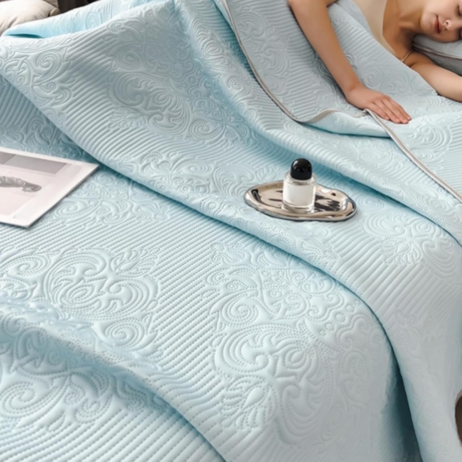 JvFbjLF Summer Travel Blanket – Cool-touch Fibre(Light Blue,180x200cm)