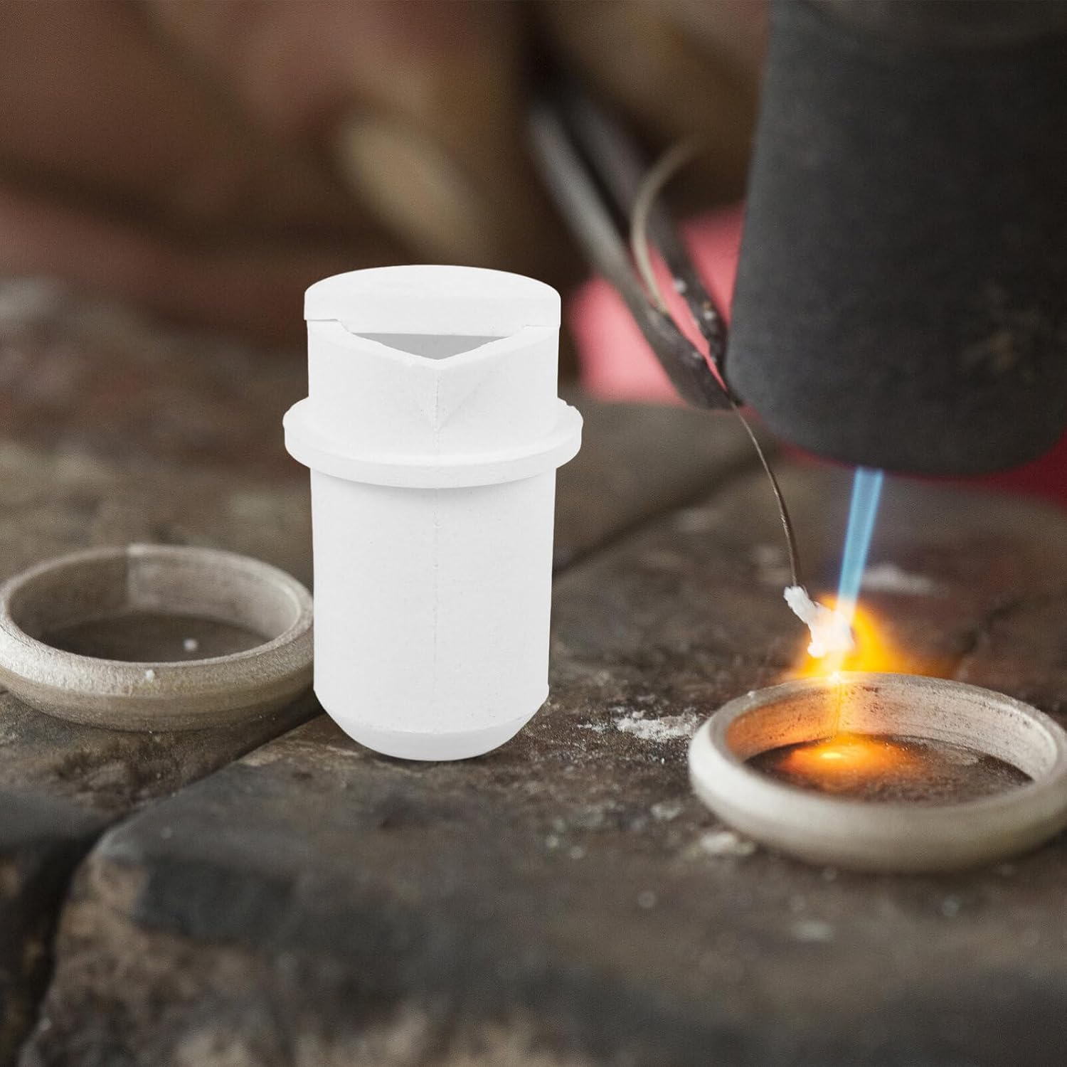 SOLUSTRE Quartz Crucible Melting Cup with Lid for Jewelry and Metal Casting High Heat Conductivity Capacity Essential Tool for Professionals and Hobbyists