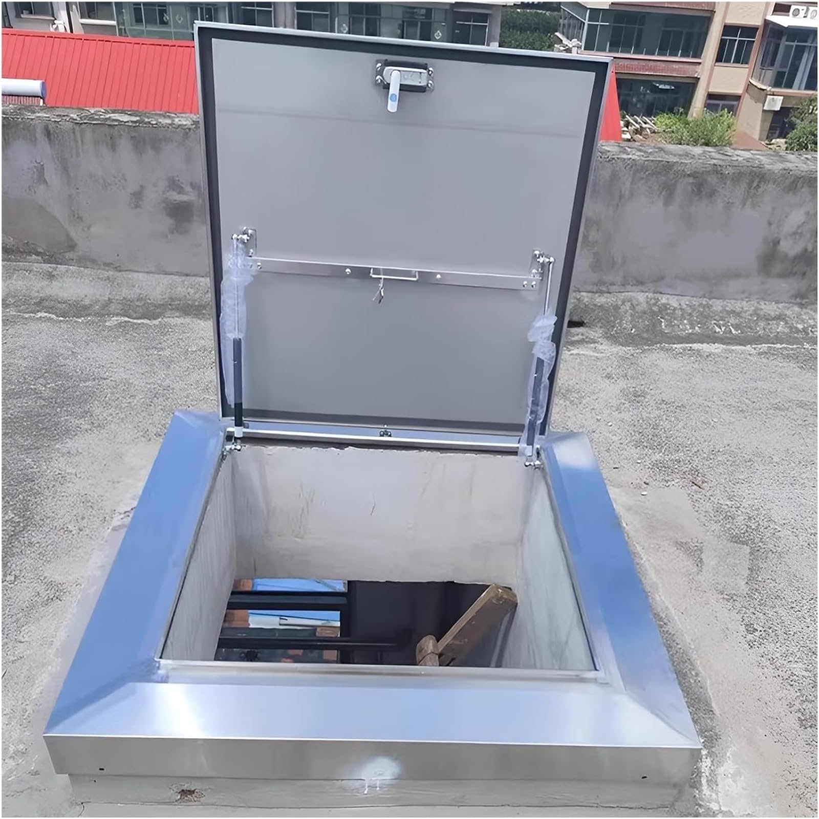 Wlh Alexanders One Color Roof Hatch Heavy Duty Attic Door Waterproof Skylight Roof Window For Home/Basement Commercial Use Loft Hatch