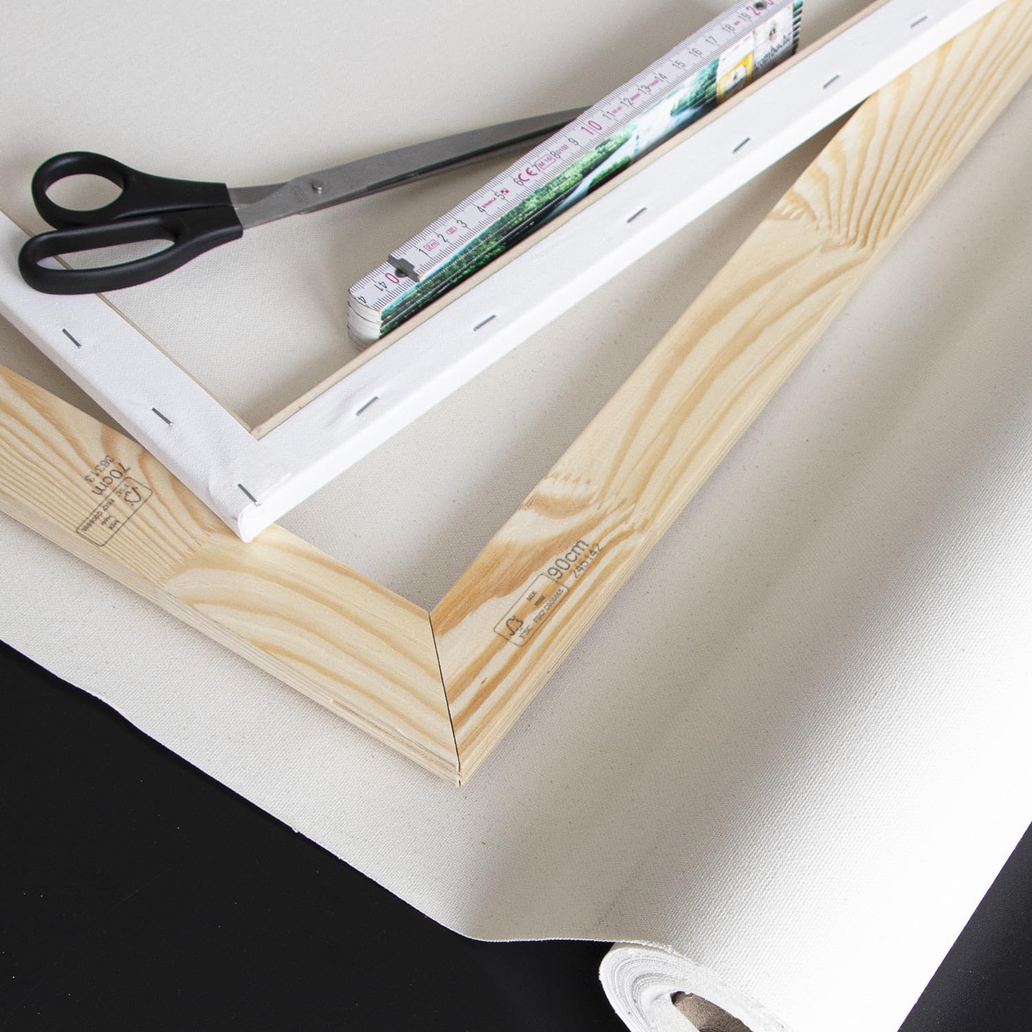 Leinwand auf Rolle 1,6m x 10m zum Malen, 280/gm² stark, 2-fach weiß grundiert - reißfeste, malfertige Künstlerleinwand als XXL Canvas Meterware aus 100% Baumwolle mit feiner Maltuch Gewebestruktur