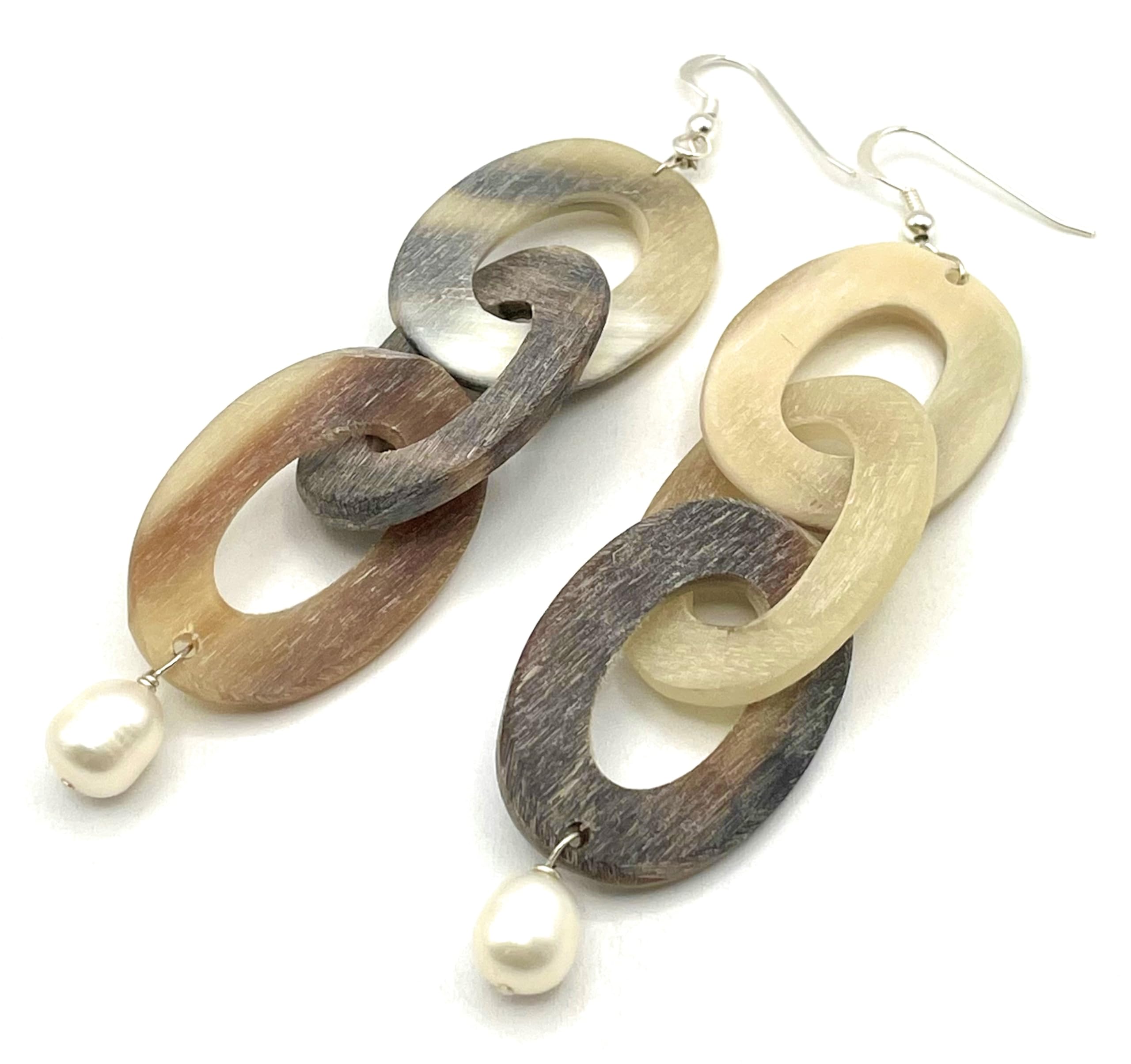 Orecchini con Corno e Perle Bianche Naturali, Pendenti Lunghi in Argento 925, Gioielli Pietre Dure, Regalo Compleanno per Lei, Bijoux