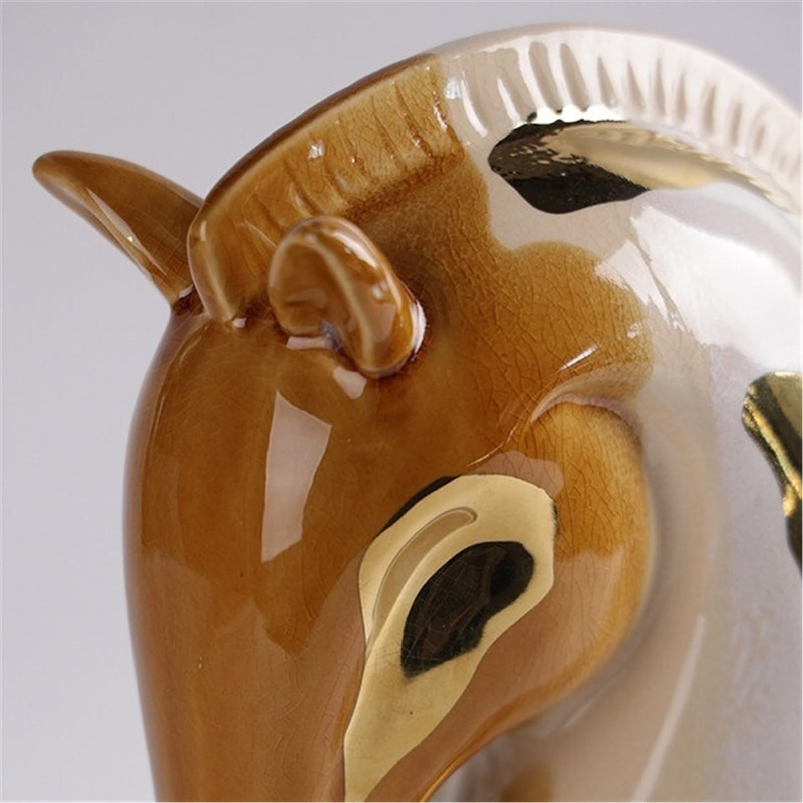 Nowoczesne Ozdoba ceramiczna w kształcie konia do dekoracji biura i salonu Rzeźba