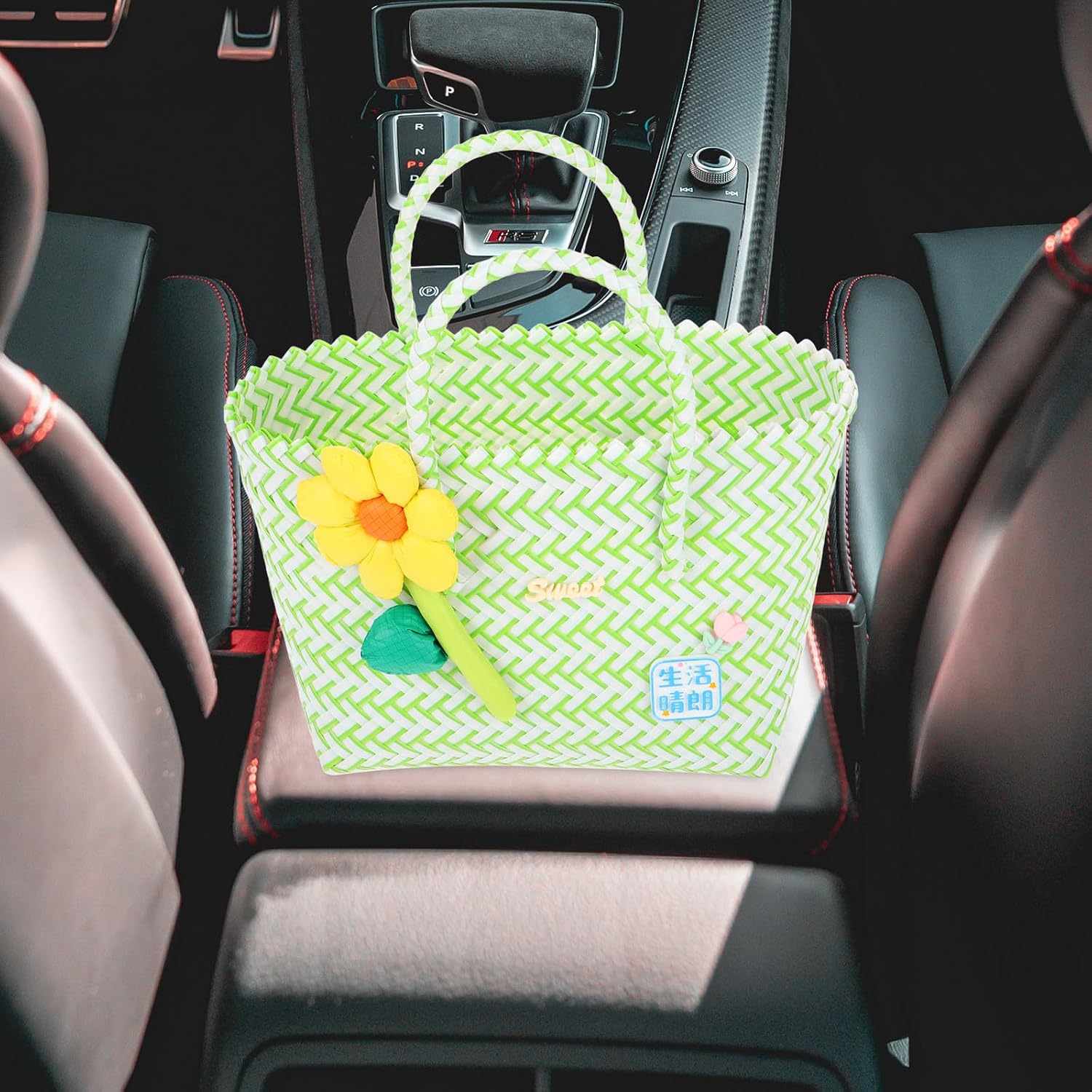 Small Rope Basket with Convenient Tote Design and Multifunctional Storage Plastic Woven Basket for Craft and Beach Use