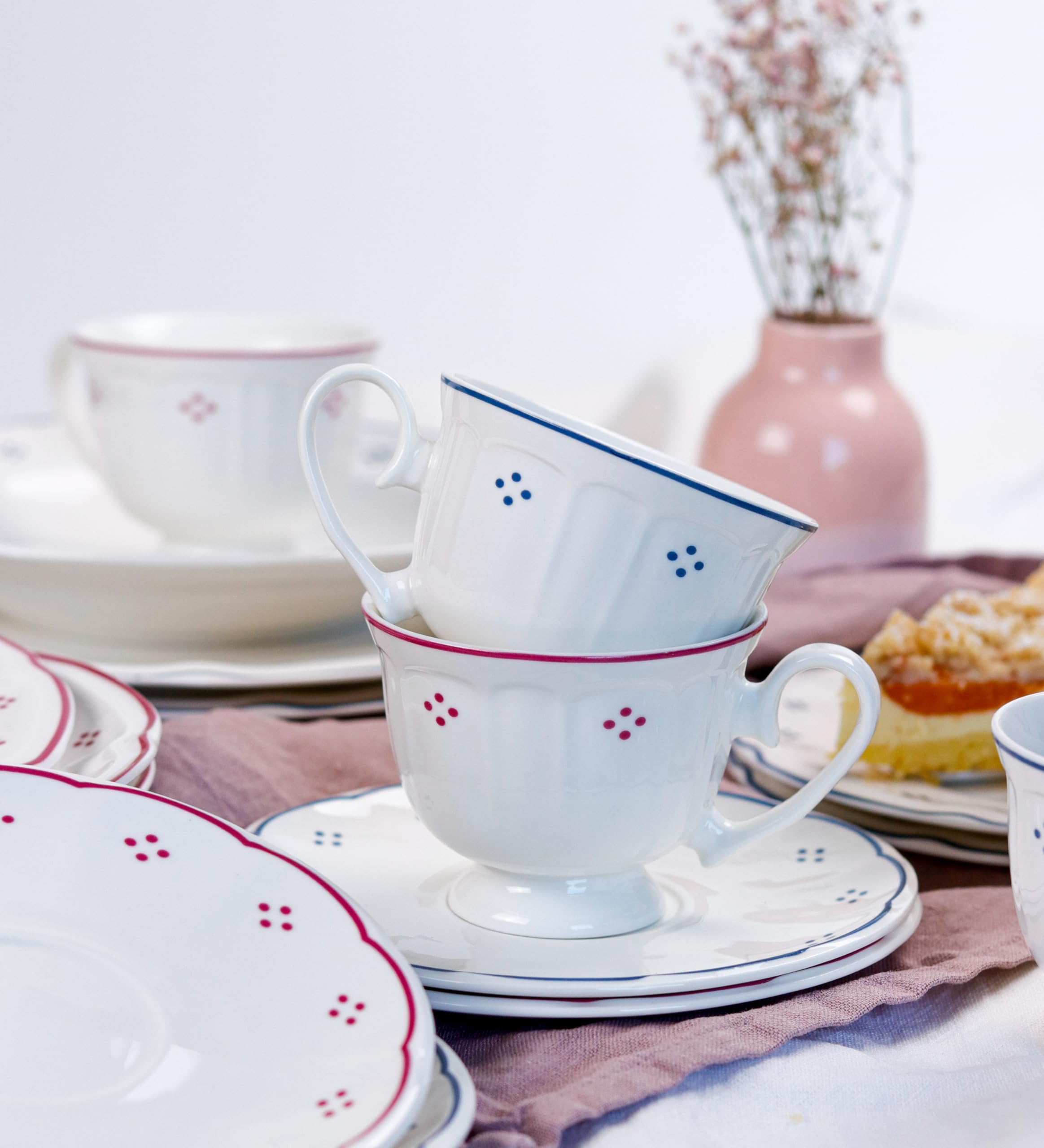 Mäser Serie Lova, Kaffeeservice 18-teilig Porzellan – 6 Dessertteller 19,5 cm, 6 Tassen 19 cl & 6 Untertassen 15,5 cm, Blau