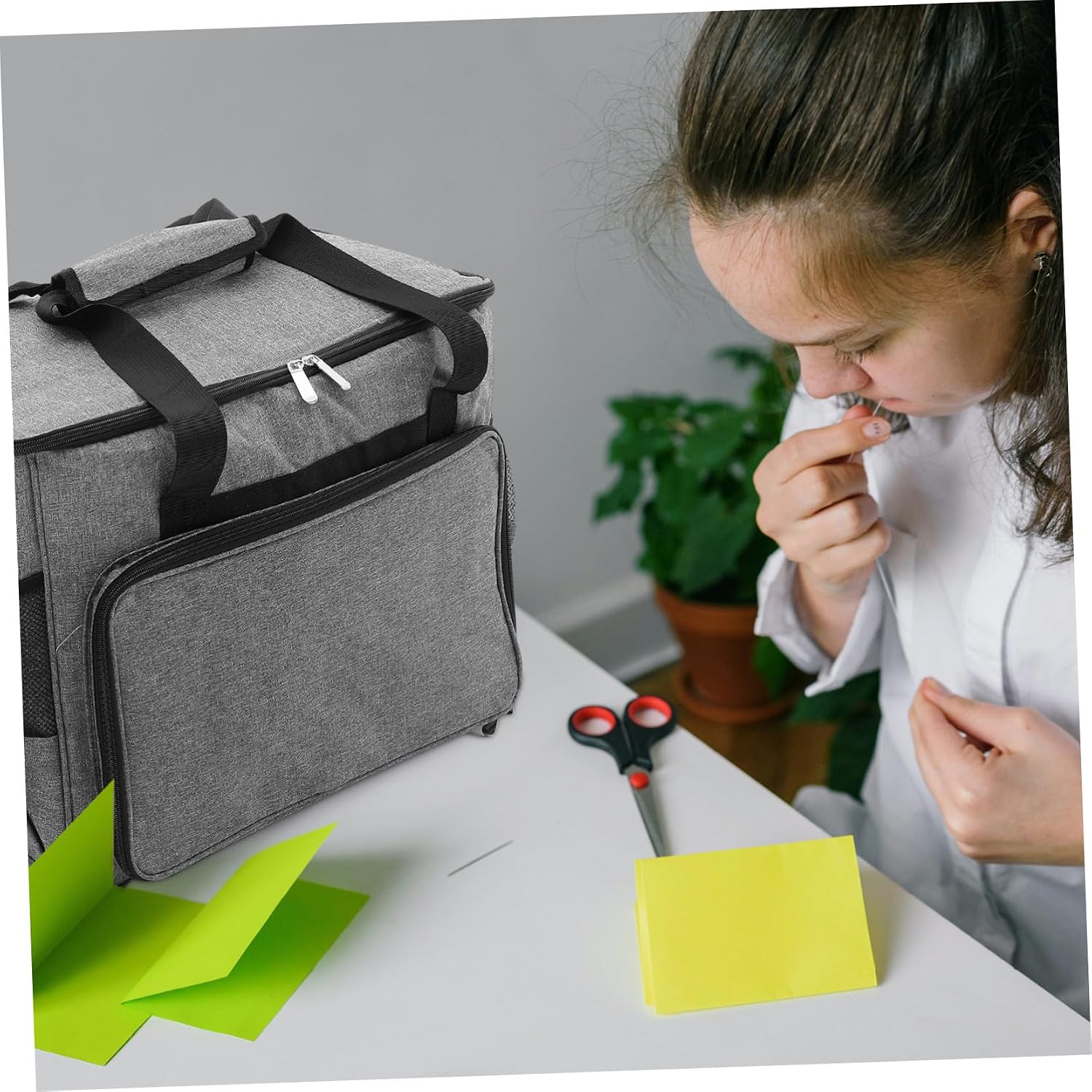 Wear Resistant Small Sewing Machine Storage Bag with Wide Opening Ergonomic Design Oxford Cloth Dustproof Portable Pouch for Outdoor Sewing Kit and Embroidery Tools
