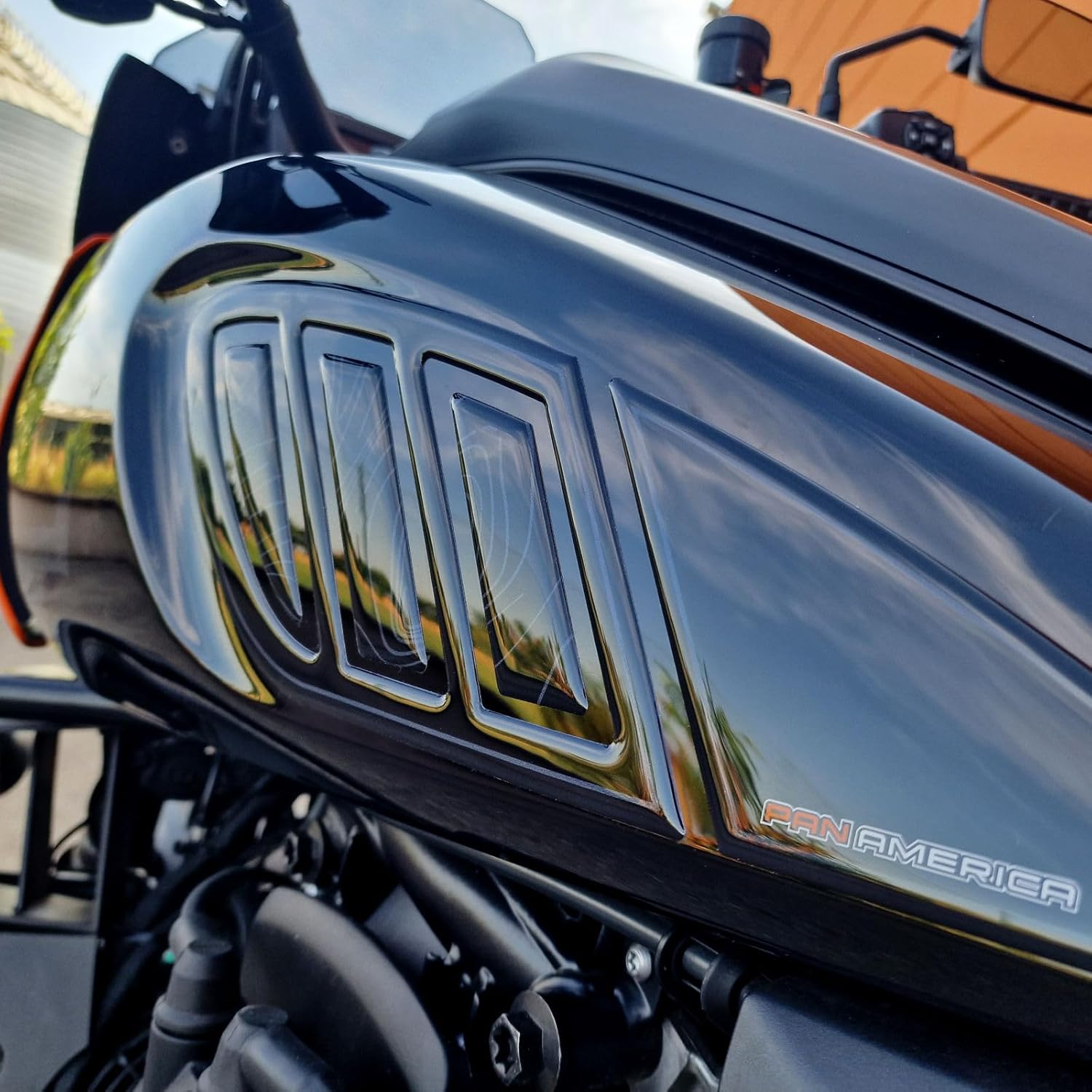 Motorcycle 3D Stickers Compatible with Harley Davidson Pan American 1250 - Special 1250 2020-2025. Tank Side Protections from Impact and Scratches. Resin Stickers - Made in Italy