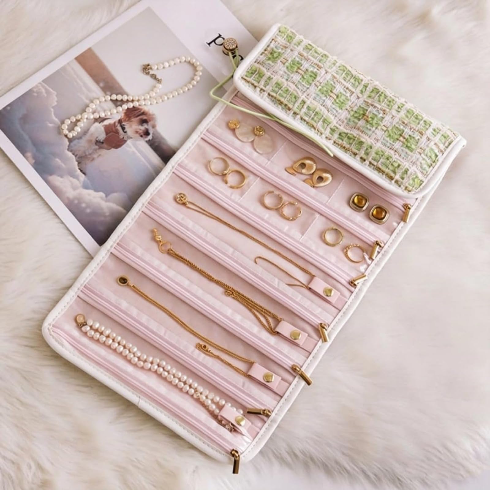 Travel Jewellery Organiser Roll, Large Capacity Foldable Portable Jewellery Box Travel Pouch with Zippered Pockets for Necklaces Earrings Rings Bracelets, Birthday Gift for Women Gift for Her (Green)