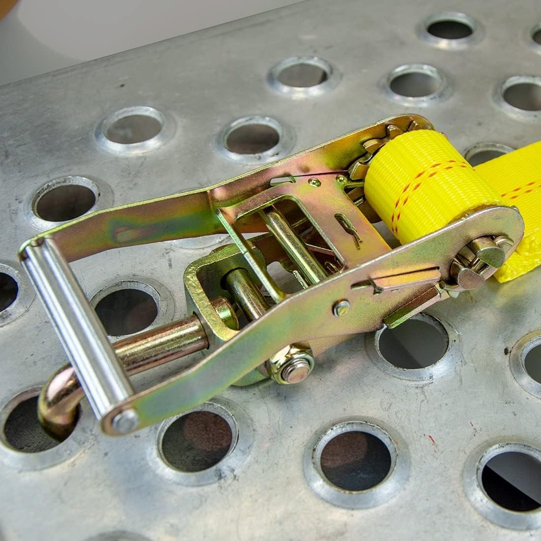 Flаѕh Dеаlѕ - 70% оƒƒ VULCAN Autohauler Car Tie Down - Rolling Idler Three Cleat - 120 Inch, 4 Pack - Classic Yellow - 3,300 Pound Safe Working Load