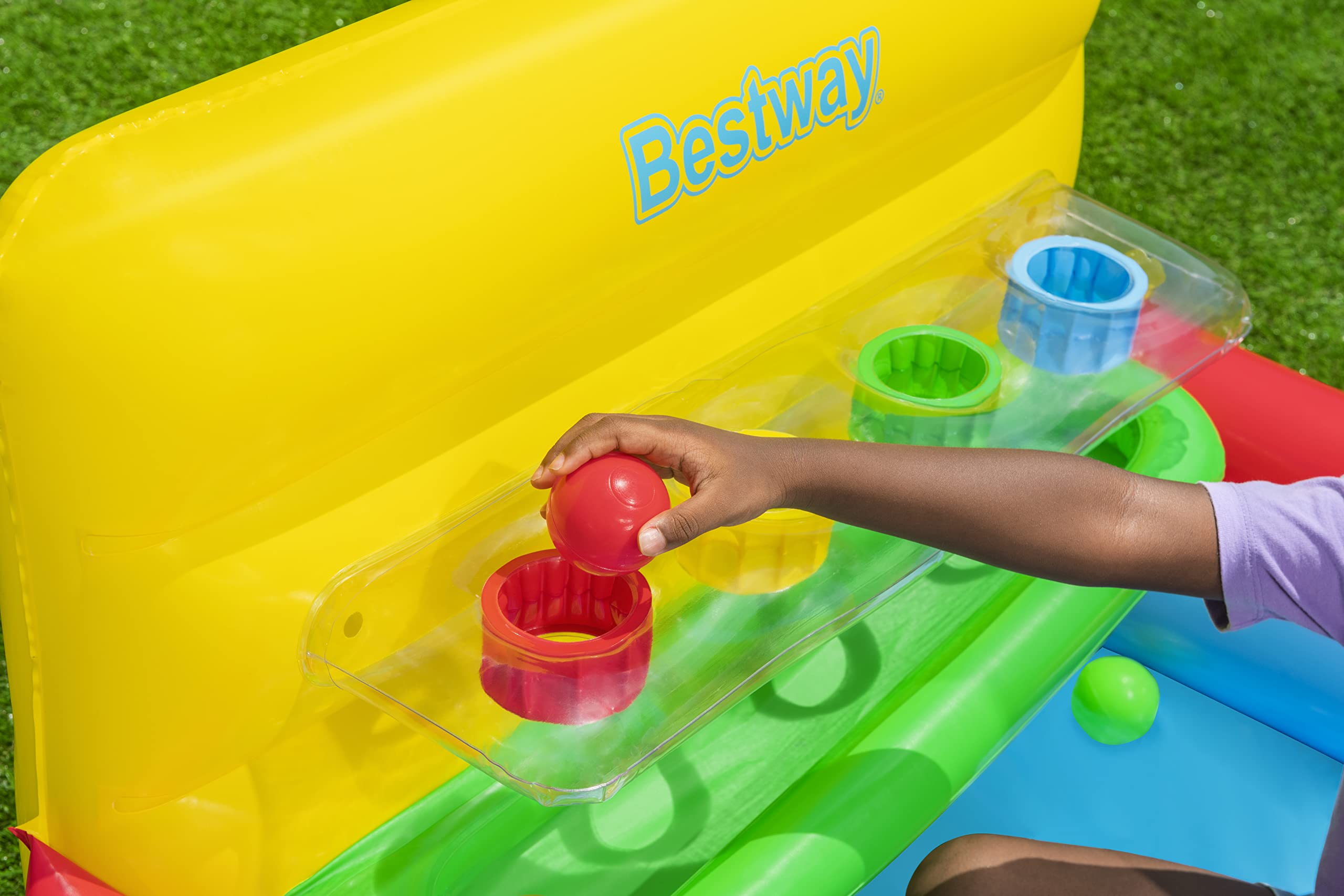 41" x 37" x 24"/1.04m x 94cm x 61cm Sort N' Play Ball Pit