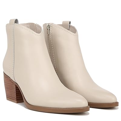 Naturalizer Fairmont Women