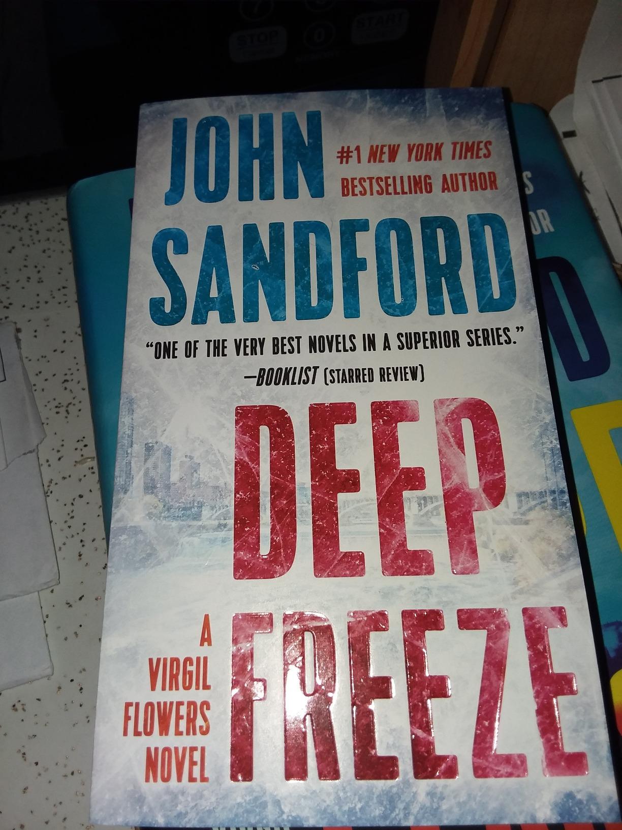 Deep Freeze (A Virgil Flowers Novel) Sandford, John 9780399176067