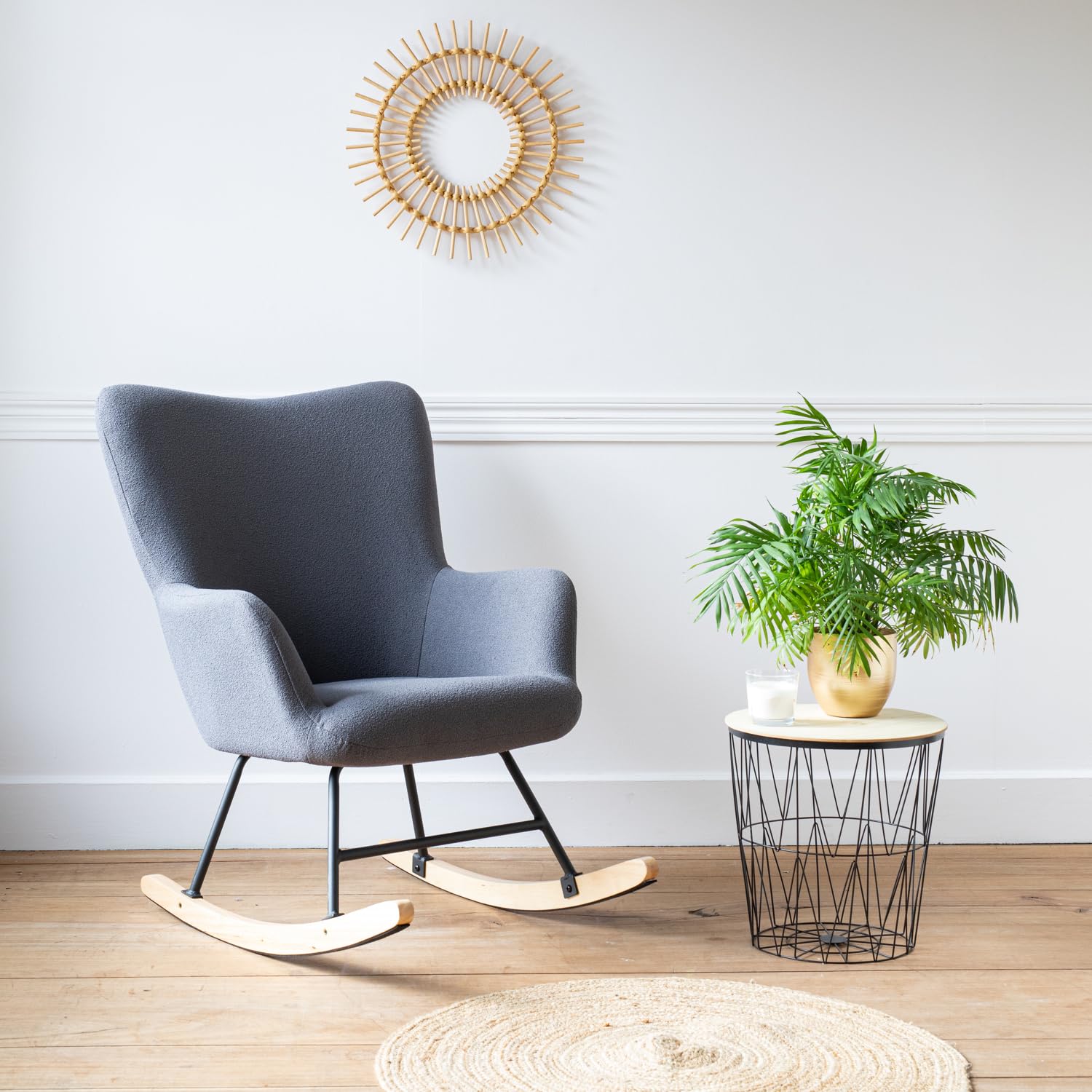 Happy Garden Fauteuil à Bascule Kaira, Rocking Chair, Tissu Boucle Gris, Structure en métal et piètement en Bois d'hévéa,