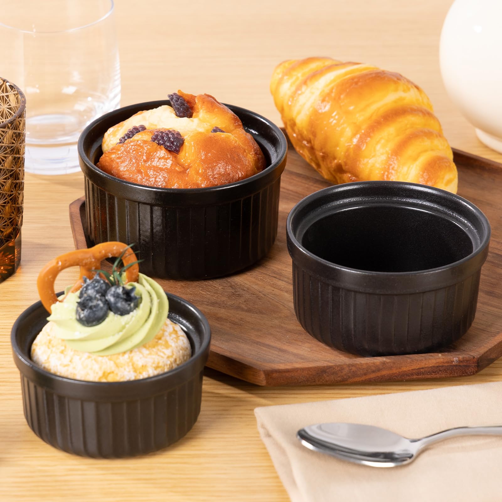 Yachi Ramequines de cerámica de 6 onzas, juego de 6, Ramekin de porcelana, apto para horno, soufflé de gres, soufflés para hornear, crema brulées, natillas, pudines, apto para horno y lavavajillas