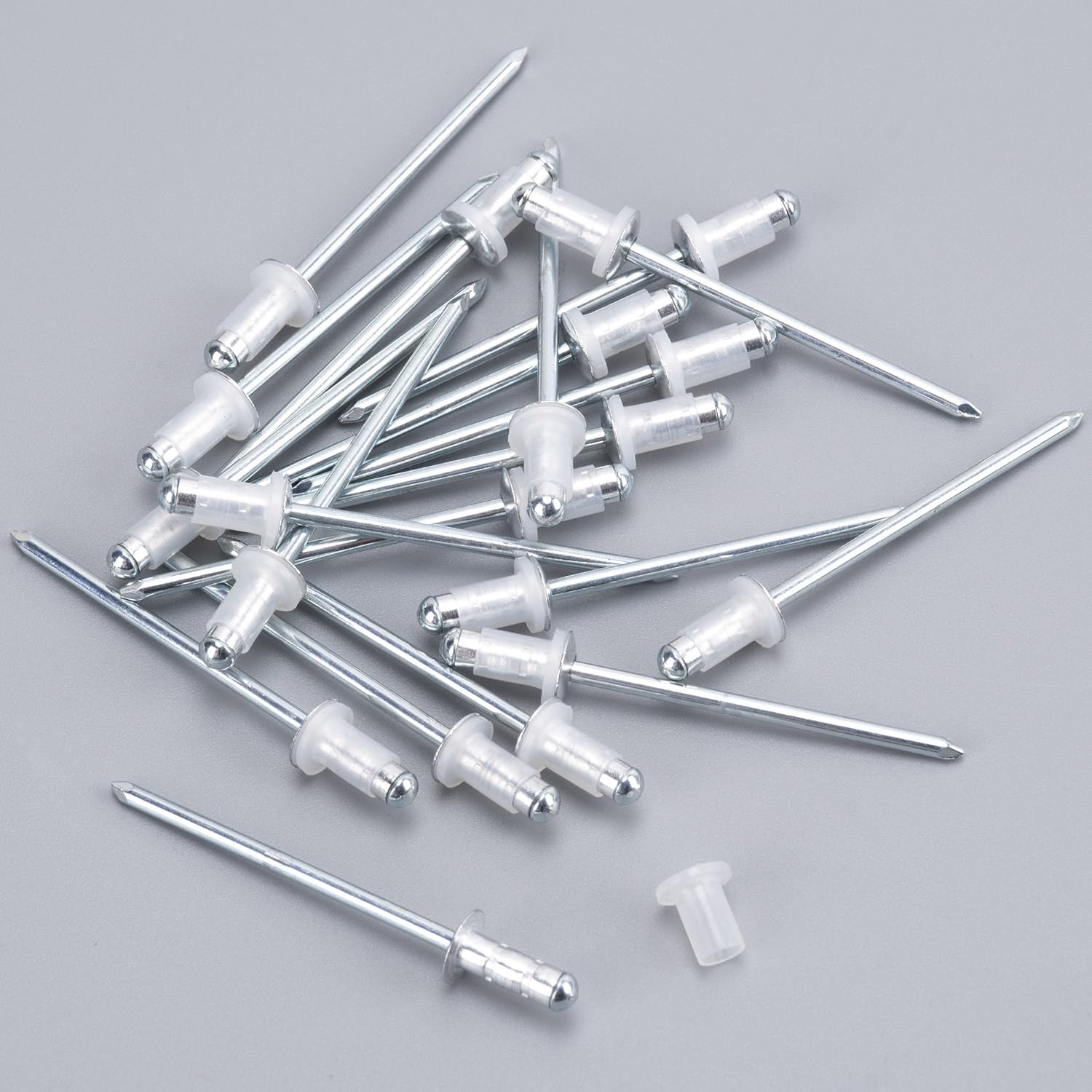 20pcs Door Reveal Molding Rivet with Plastic Cap 90269-A0006 90269-04051 for Toyota Avalon Camry Highlander Prius Venza Fits Lexus ES GS is LS NX RX 2001-On