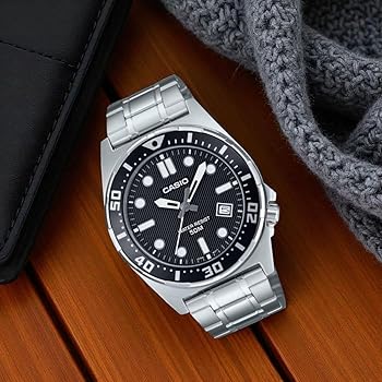 Casio Orologio Analogico Uomo MTD-135D-3AVDF – Argento, Bracciale In Acciaio, Impermeabile 50m, Datario