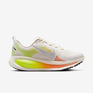 Amazon.com | Nike Vomero 18 Women's Road Running Shoes (HM6804-002