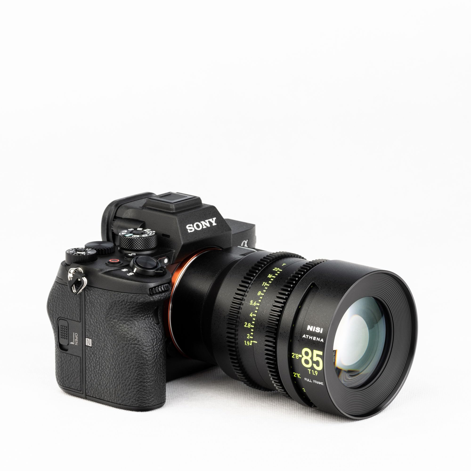 Nisi Athena prime 14mm Eマウント T2.4 シネレンズ NiSi ATHENA 14mm T2.4 Cine Prime Lens (FF, PL Mount, Feet